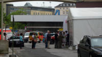 10.07.2012 - Ein Zelt als Regenschutz
