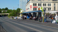 03.05.14 - Am Bussteig 8 stehen noch die Wartehuschen.