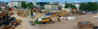18.07.15 - Blick vom Hoteleingang ber die Baustelle.