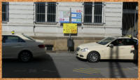29.09.16 - Das Taxischild zum alten Standplatz wurde noch nicht entfernt.