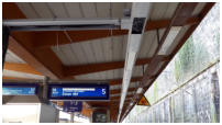 26.03.2018 - Am Bahnsteig 3 macht die Montage der neuen Beleuchtung gute Fortschritte. Die S 9 fhrt die nchsten 2 Wochen nur bis Essen Hbf.