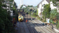 16.08.17 - Die Gleise werden gestopft.