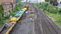 25.07.17 - Ein Stck Gleis samt Unterbau wird ausgetauscht.