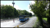 29.06.2020 -  WSW-Bus 1061 auf OL 640 auf der Umleitungsstrecke.