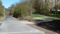 20.03.14 - wenige Meter in Richtung Wichlinghausen wurde der Zugang  Am Eckstein fertiggestellt.