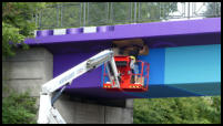 21.07.2020 - Nun erhält die Brücke ihre Legoansicht.