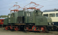 E 71 28 in Bochum-Dahlhausen am 12.10.1985 - Ausstellung "Vom Adler bis zur Gegenwart". 150 Jahre DB