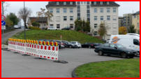05.11.2018 - Die Speerschilder stehen - aber nur an dieser Seite.