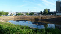 22.07.2012 - Die Baugrube ist mit Grundwasser vollgelaufen.