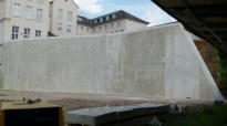 13.08.12012 Die Sttzmauer ist nun fertig.