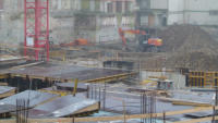 19.03.15 - Die letzte Verschalungen fr die Zwischendecke werden aufgebaut.