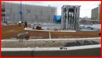 27.02.17 - Am Abstand zwischen dem Baustahl wird spter die Dehnungsfuge noch eingefgt.
