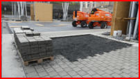 15.11.17 - Am Bussteig 3 haben die vorbereitenden Arbeiten begonnen.