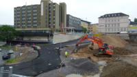 28.05.14 - Blick zur Str. Dppersberg, vorne die knftige Zufahrt zum Parkhaus. Die Verbind zur Bahnhofstr. wird erst als Baustellenzufahrt benutzt werden.