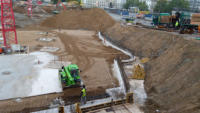 22.09.14 - Die Verschalung wurde abgebaut, der restliche Sandboden wird nun eingebaut.