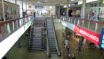 03.08.2012 - Blick von Osten- Die Rollreppe ist wegen eines defekt bereits gesperrt.