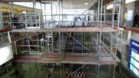 05.03.13 Eingangshalle - Die Treppe ist seit dem 4.3. gesperrt. Der Personenverkehr wird ber die Treppe zu Gleis 1 abgewickelt