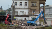 26.07.13 - Der Rckbau des  Anbau ist fast geschafft.
