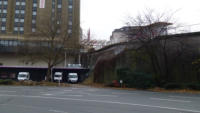 28.11.12 - Blick von der Bahnhofstr. - Die Treppe wird einer Fgngerbrcke weichen.