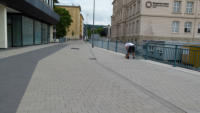 25.07.14 - Die Absperrgitter wurden nun mit Farbe verschnert.