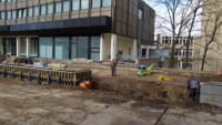11.04.13 - Die Ausfahrt vom Parkhaus ist nun aush gesperrt worden.