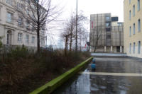 Blick vom Fotopunkt 4 in Richtung Fotopunkt 5 - Dier Grnstreifen wird spter die Straenzufahrt zum Hotel sein