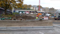 28.10.15 - Blick von der B7. Der Fugngerweg wurde nun von der Ssseite der B7 auf der Nordseite verlegt.