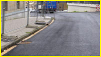 24.04.2018 - Die Str. Döppersberg ist fertig asphaltiert. Der Rand kommt später dran.