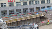 19.03.15 - Die Mauerkrone wird fertig Betoniert.