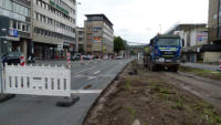 09.10.14 - Der Grnstreifen wird ausgebaut.