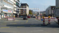 14.11.14 - Seit dem 13.11. wird der Verkehr ber die neue Spur gefhrt.