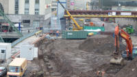 16.01.15 - Die Bohrpfhle wurden teilweise freigelegt.