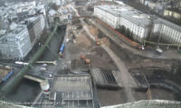 27.02.15 -  Ein letzter Blick mit Brcke ber die gesamte Baustelle vom Sparkassen-Parkhaus.