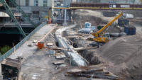 17.04.15 - Die Mauer ist nun fertig.