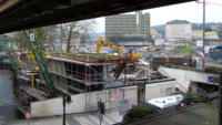 11.02.15 - Blick vom Schwebebahnhof Dppersberg - Das alte Tourist-Info-Zentrum wurde heute dem Erdboden angeglichen.