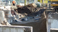 25.02.15 - Der Hohlraum wird nun aufgefllt.