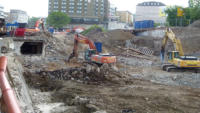 19.05.15 -  Die Fundamente werden entfernt.