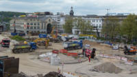 29.04.15 - Weitere Fahrbahnteile wurden heute abgefrt.
