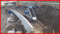 25.02.16 - Der Schotter wird nun hier zwischengelagert.