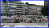 27.06.16 - Blick von der Fugngerbrcke zur B7.
