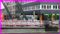 22.02.2016 -  Hier geht fr Fugnger zur Zeit nichts mehr.