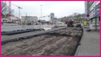 08.04.16 - Heute wurde die Teerdecke ausgebaut.