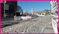 12.04.16 - Der Beton wird nun zerkleinert. 