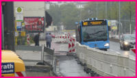 15.10.16 - Die Busshaltestelle wurde nun vom Brausenwerth zur Bundesallee verlegt.