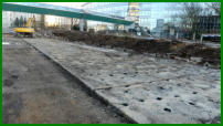 20.12.16 - In einigen Tagen wird hier von der Betonfahrbahn nichts mehr zu sehen sein.
