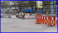 07.04.17 - Der Fahrradweg wird weiter gepflastert.