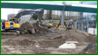 03.03.17 - Der alte Kanalschacht wird ausgebaut.