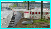 02.05.17 - Die ersten Asphaltschichten sind auch hier eingbaut worden.