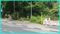 30.05.17 - Die Wartehuschen wurden gestern bereits abgebaut.