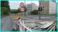 27.06.17 - Heute wurde die sdliche Fahrbahn mit Markierungen versehen.